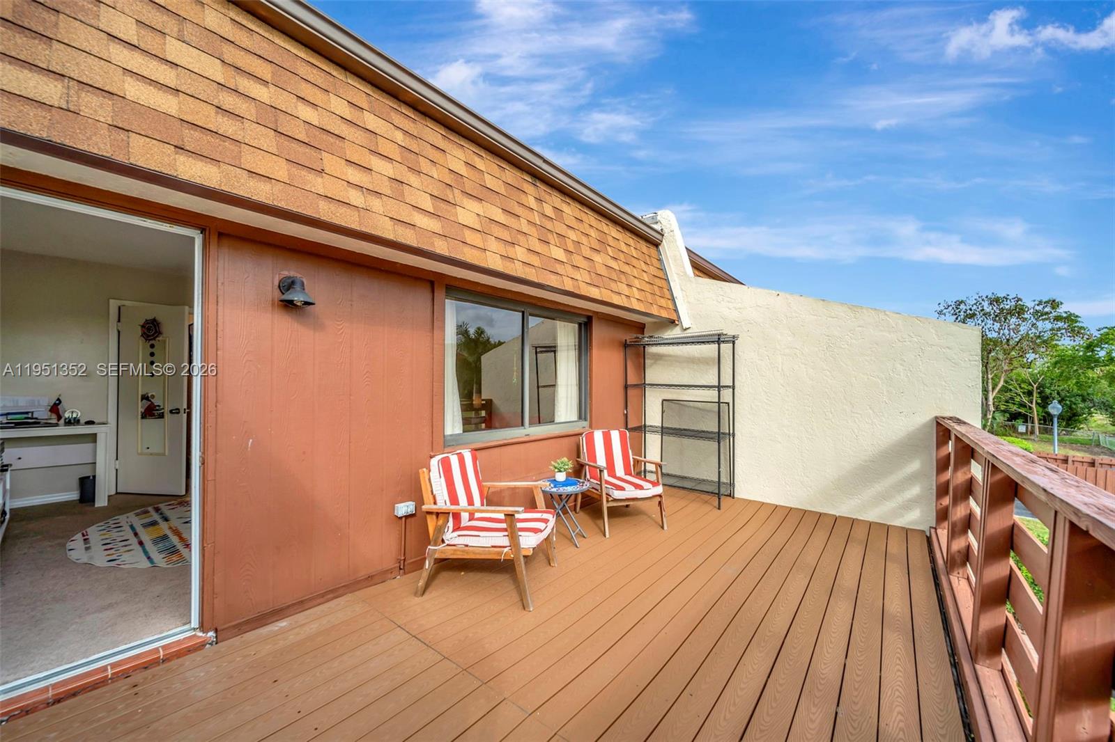 SANDPIPER POINT - Residential