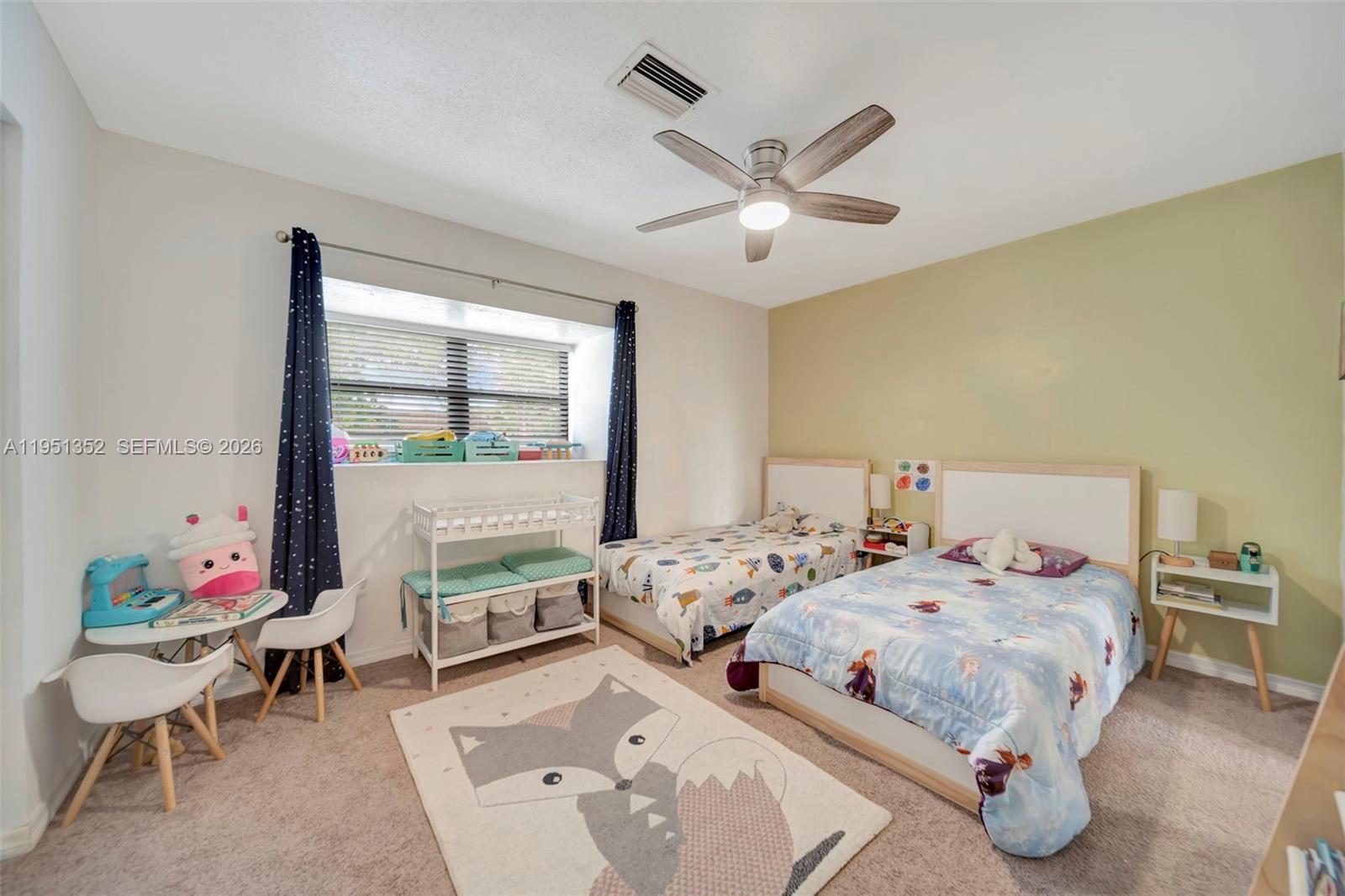 SANDPIPER POINT - Residential