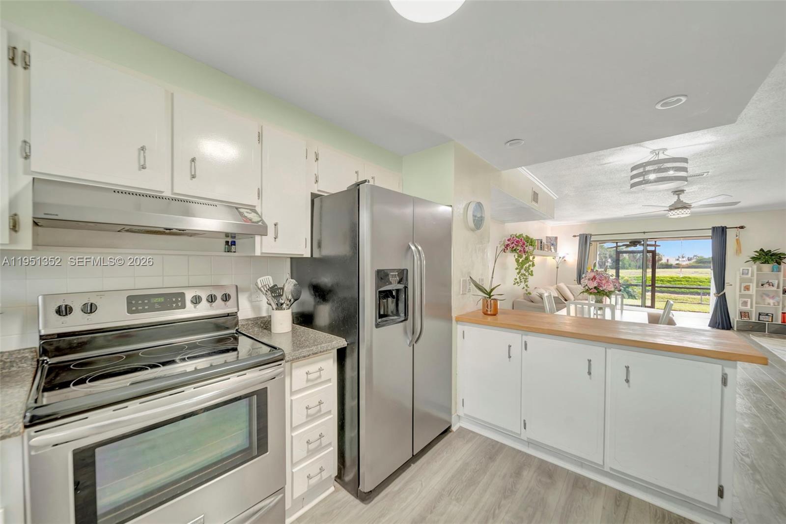 SANDPIPER POINT - Residential