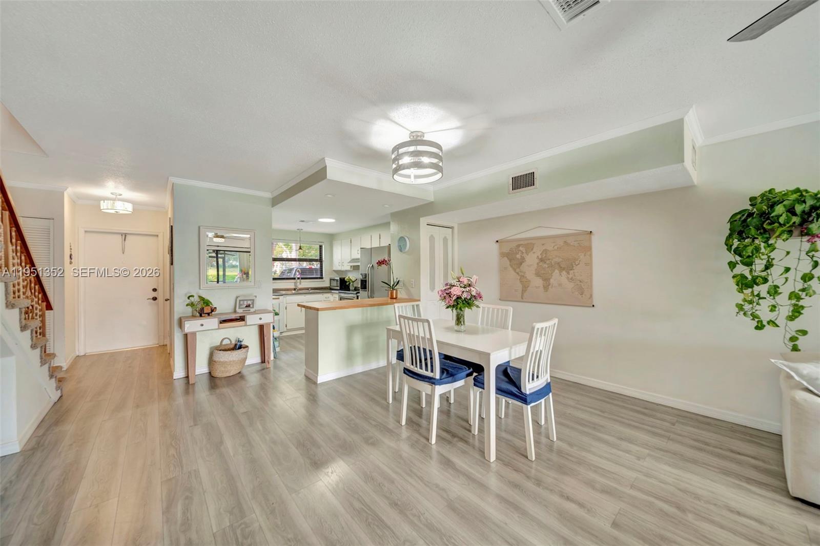 SANDPIPER POINT - Residential