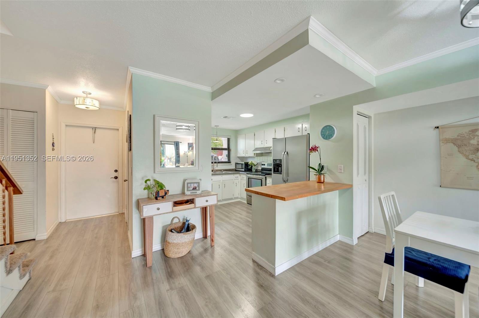 SANDPIPER POINT - Residential