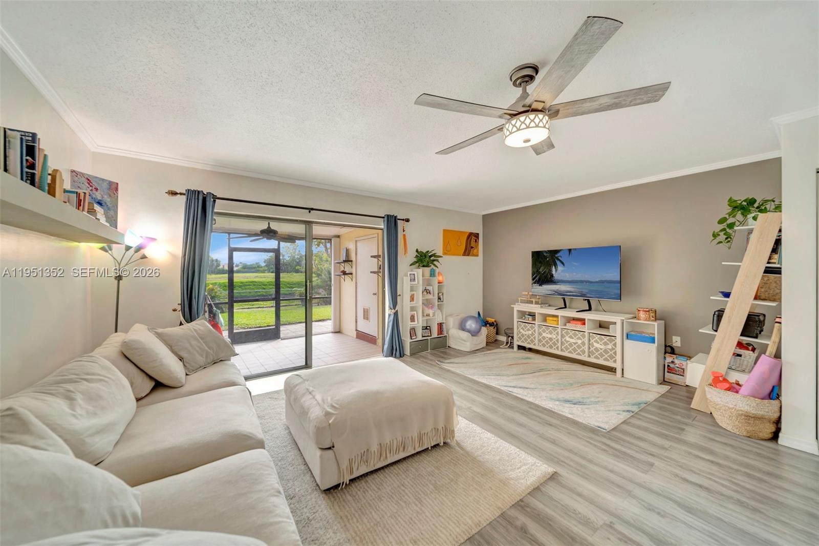 SANDPIPER POINT - Residential