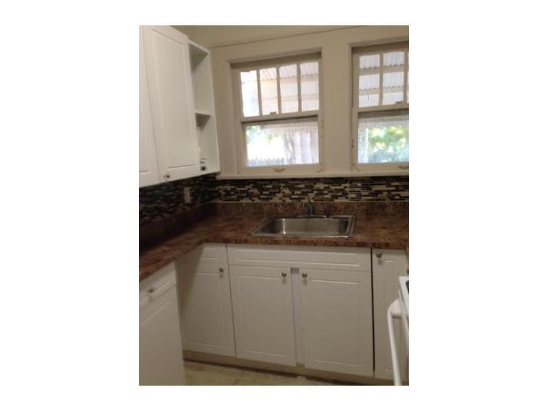 HOLLEMAN MANOR ADD - Residential Lease
