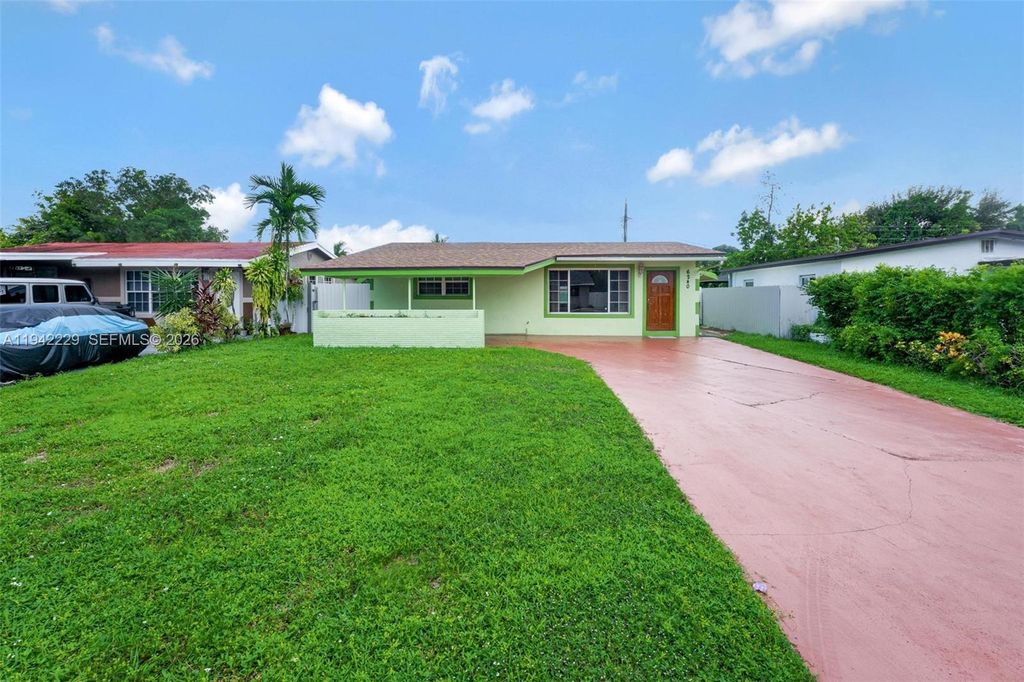 Photo of 6240 SW 21st St #N/A, Miramar, FL 33023 (MLS # A11942229)