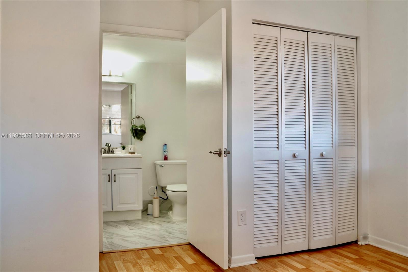 CHATEAU DE VILLE CONDO - Residential Lease