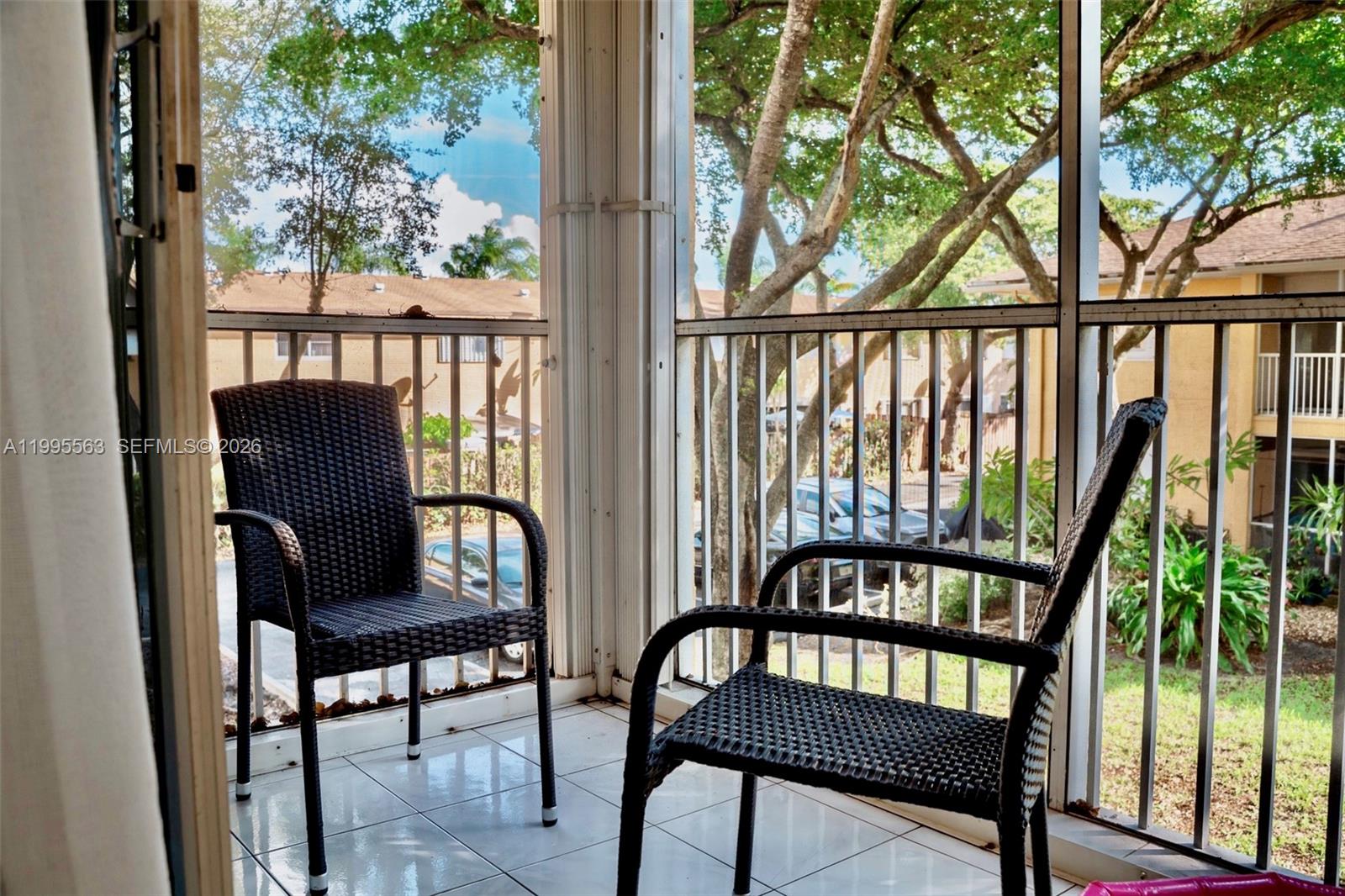 CHATEAU DE VILLE CONDO - Residential Lease