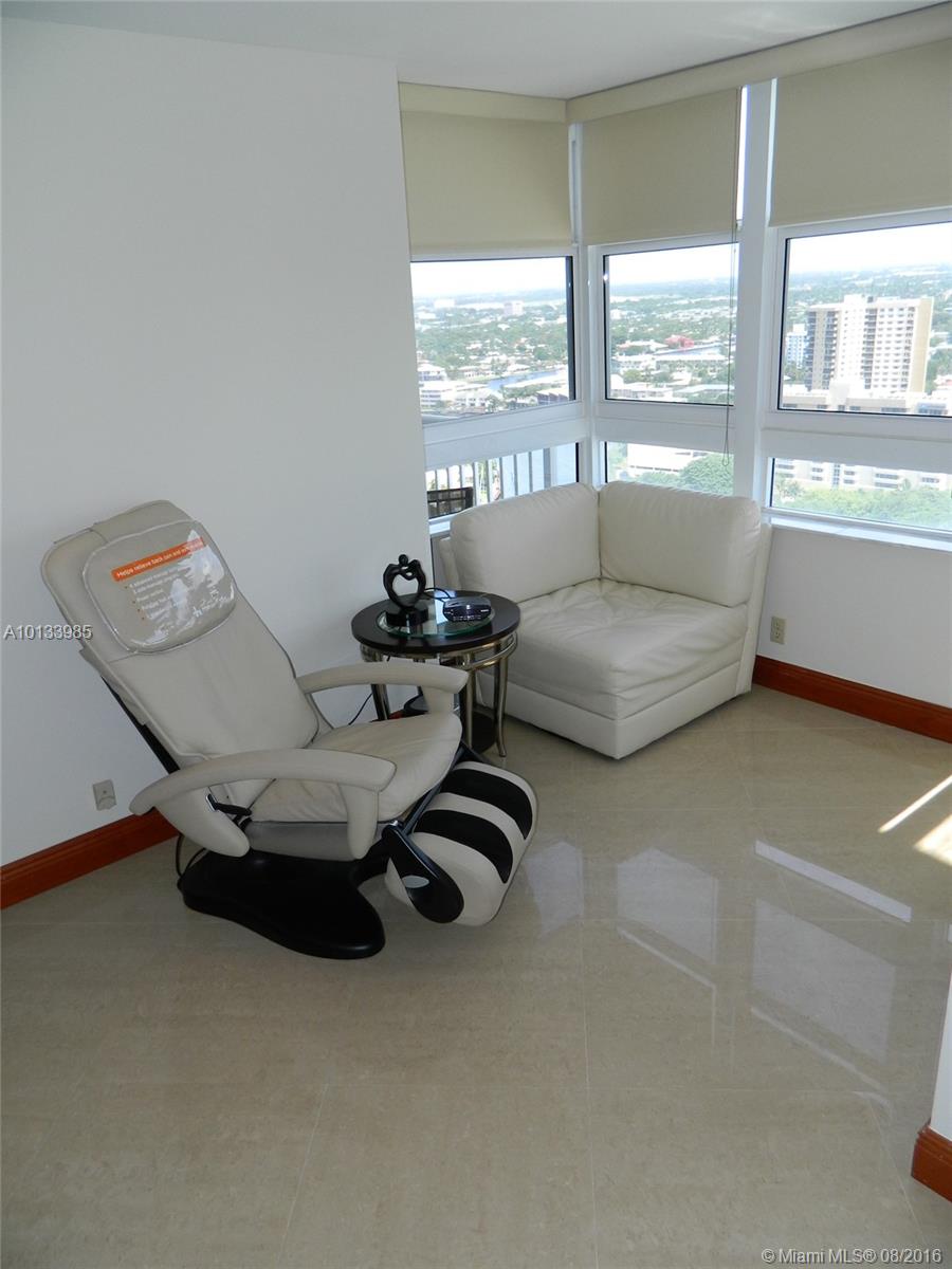 Renaissance II - Residential Lease