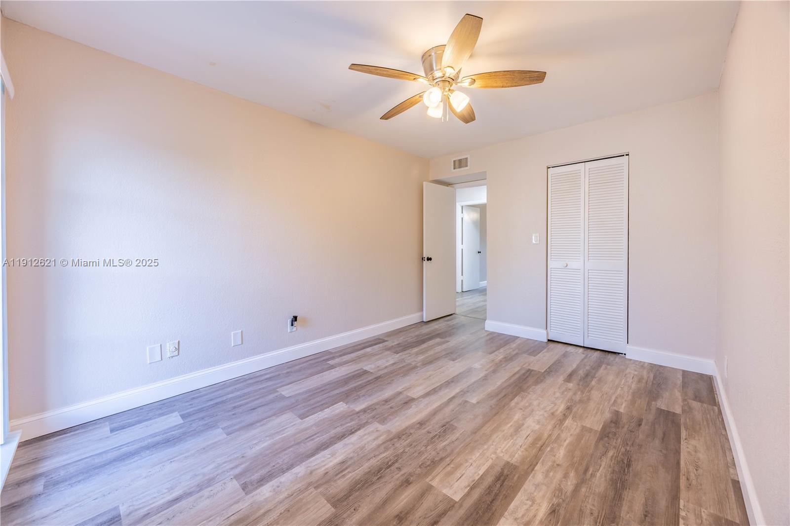 COURTS OF INVERRARY PHASE - Residential