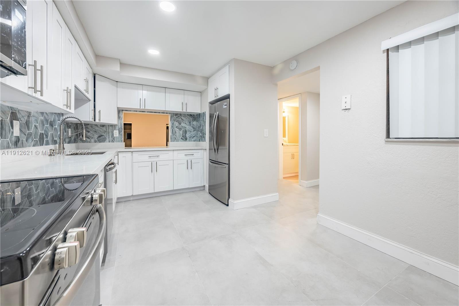 COURTS OF INVERRARY PHASE - Residential