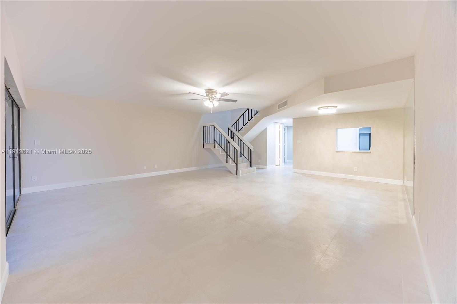 COURTS OF INVERRARY PHASE - Residential