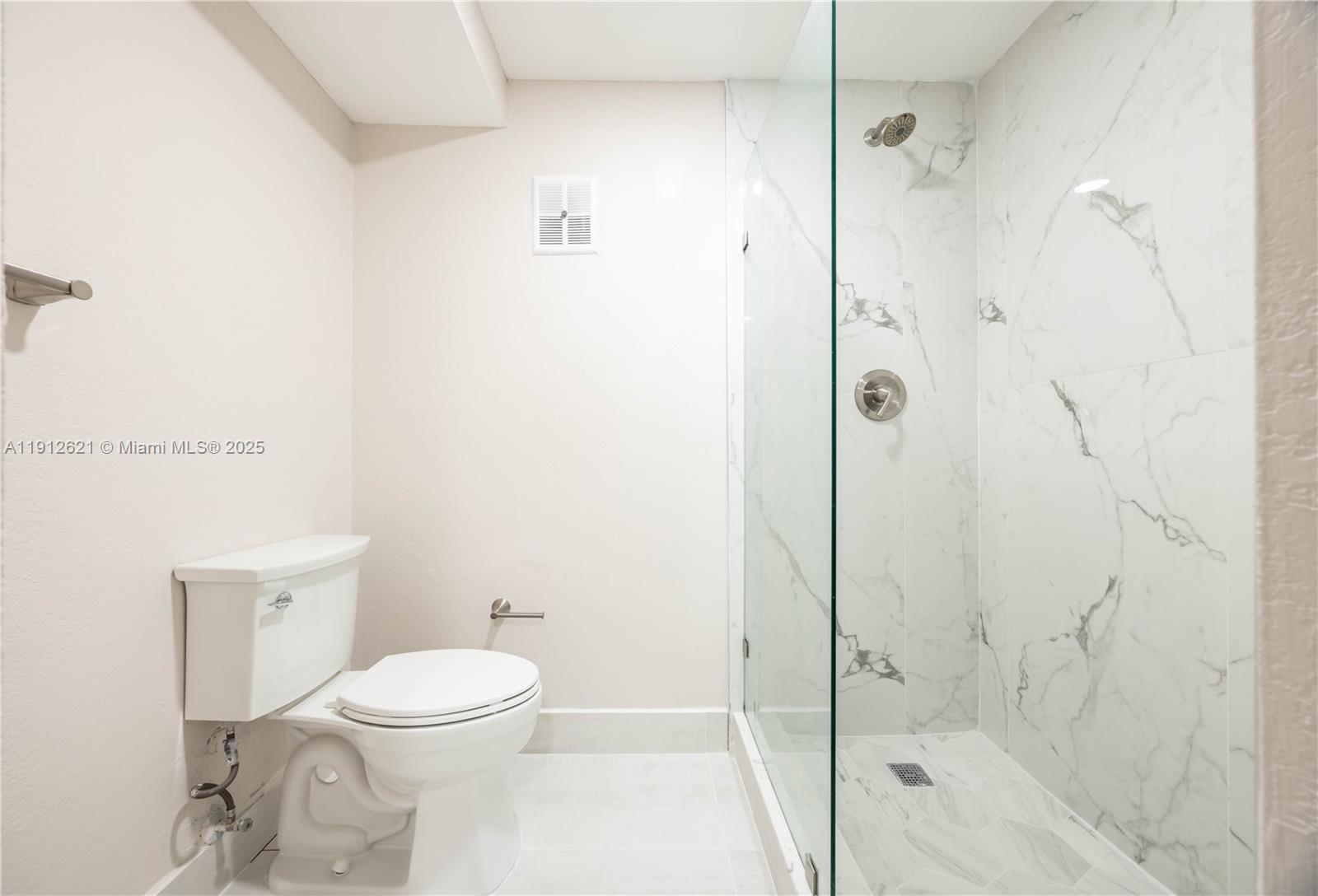 COURTS OF INVERRARY PHASE - Residential