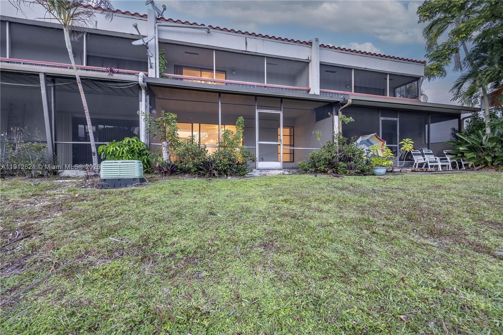 COURTS OF INVERRARY PHASE - Residential