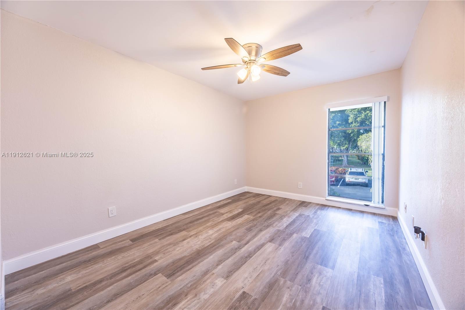 COURTS OF INVERRARY PHASE - Residential