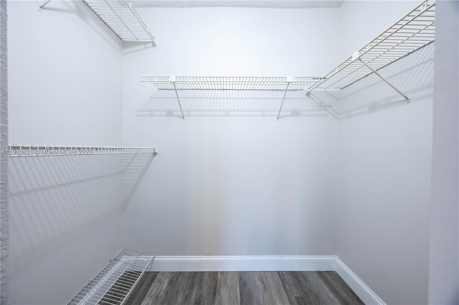 COURTS OF INVERRARY PHASE - Residential