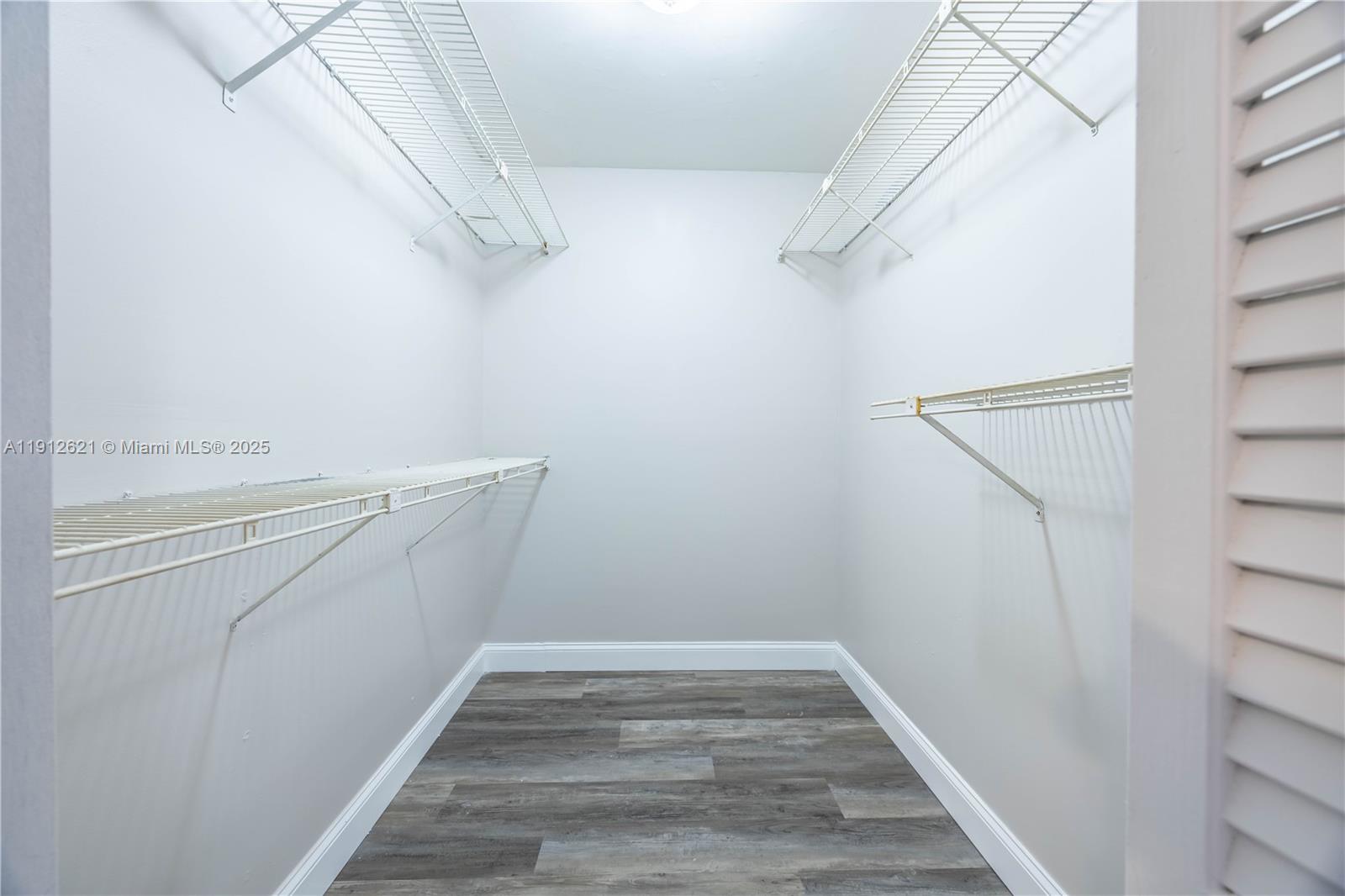 COURTS OF INVERRARY PHASE - Residential