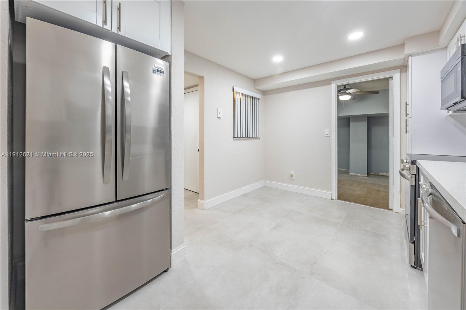 COURTS OF INVERRARY PHASE - Residential