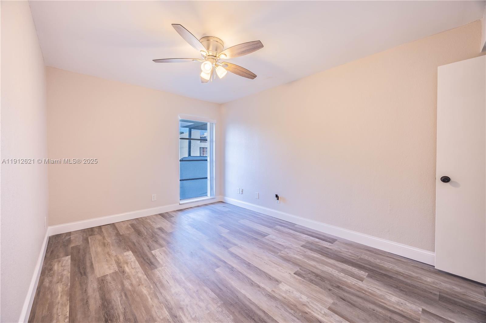 COURTS OF INVERRARY PHASE - Residential