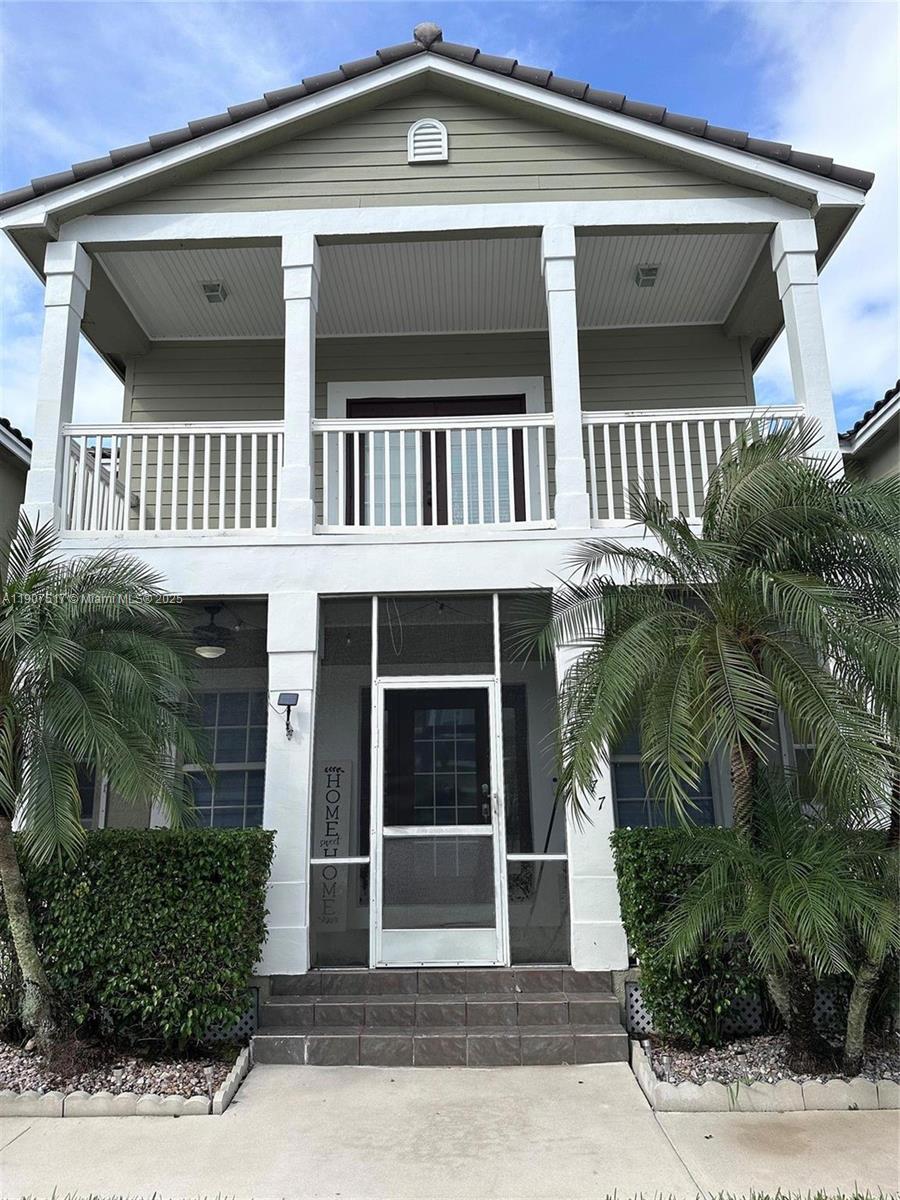 KENSINGTON MANOR - Residential Lease