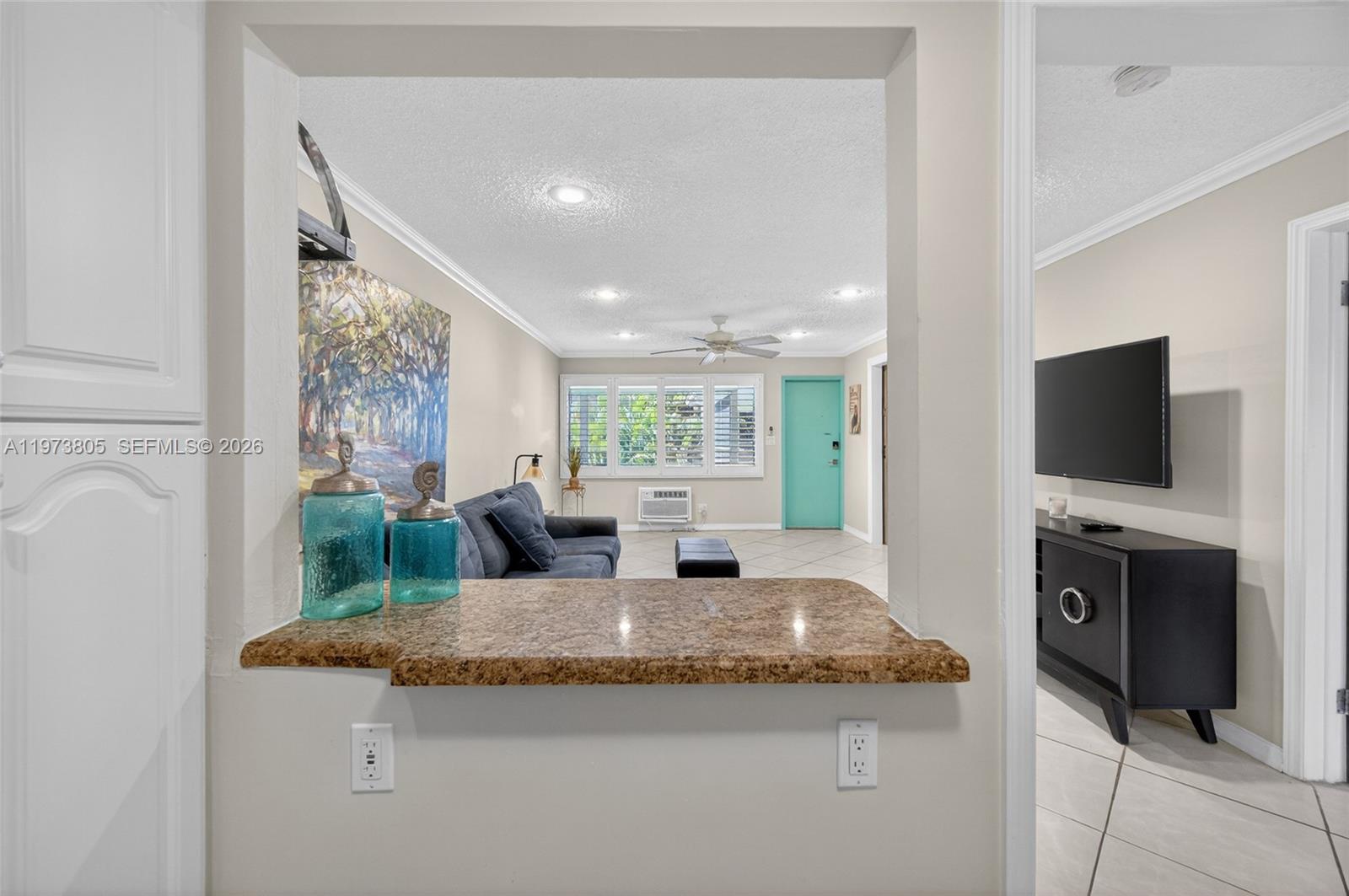 HAMPTON EAST CONDO - Residential