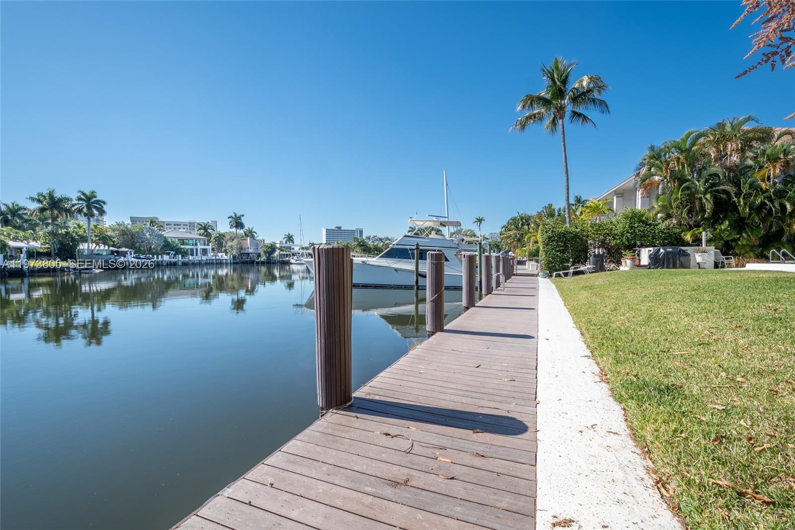 HAMPTON EAST CONDO - Residential