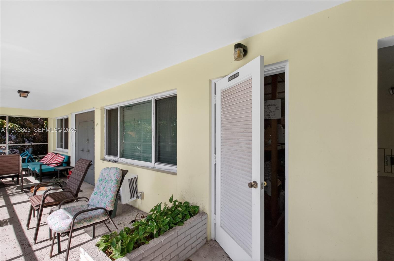 HAMPTON EAST CONDO - Residential