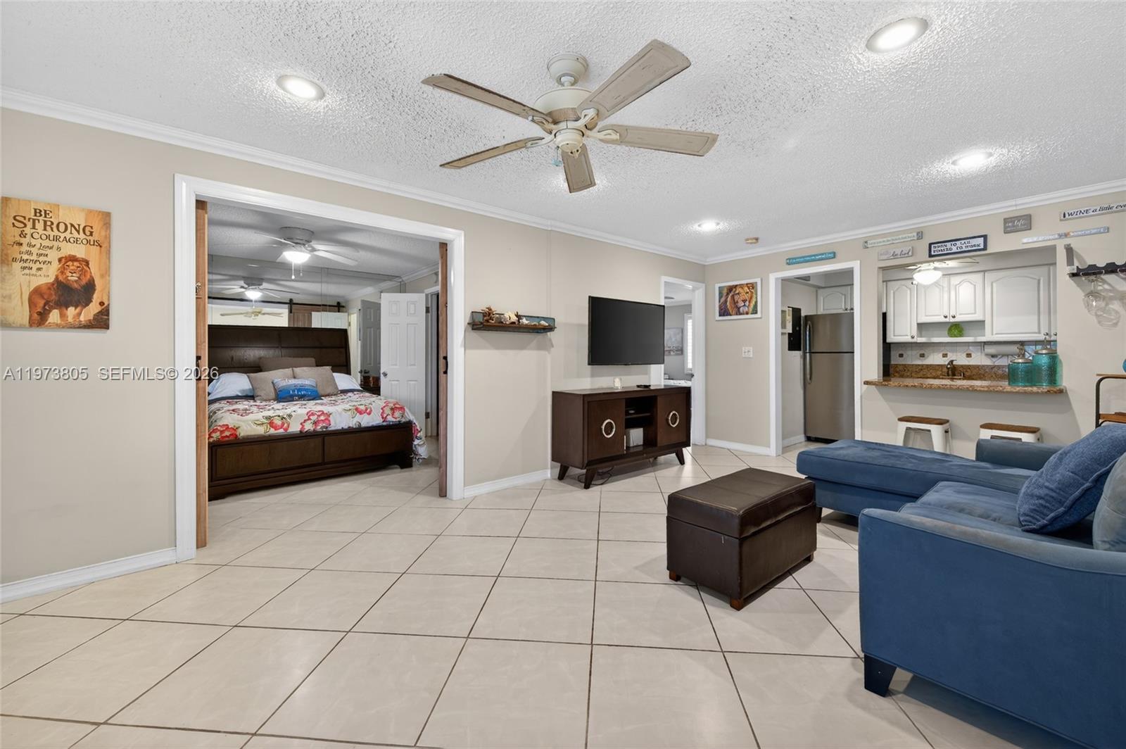 HAMPTON EAST CONDO - Residential