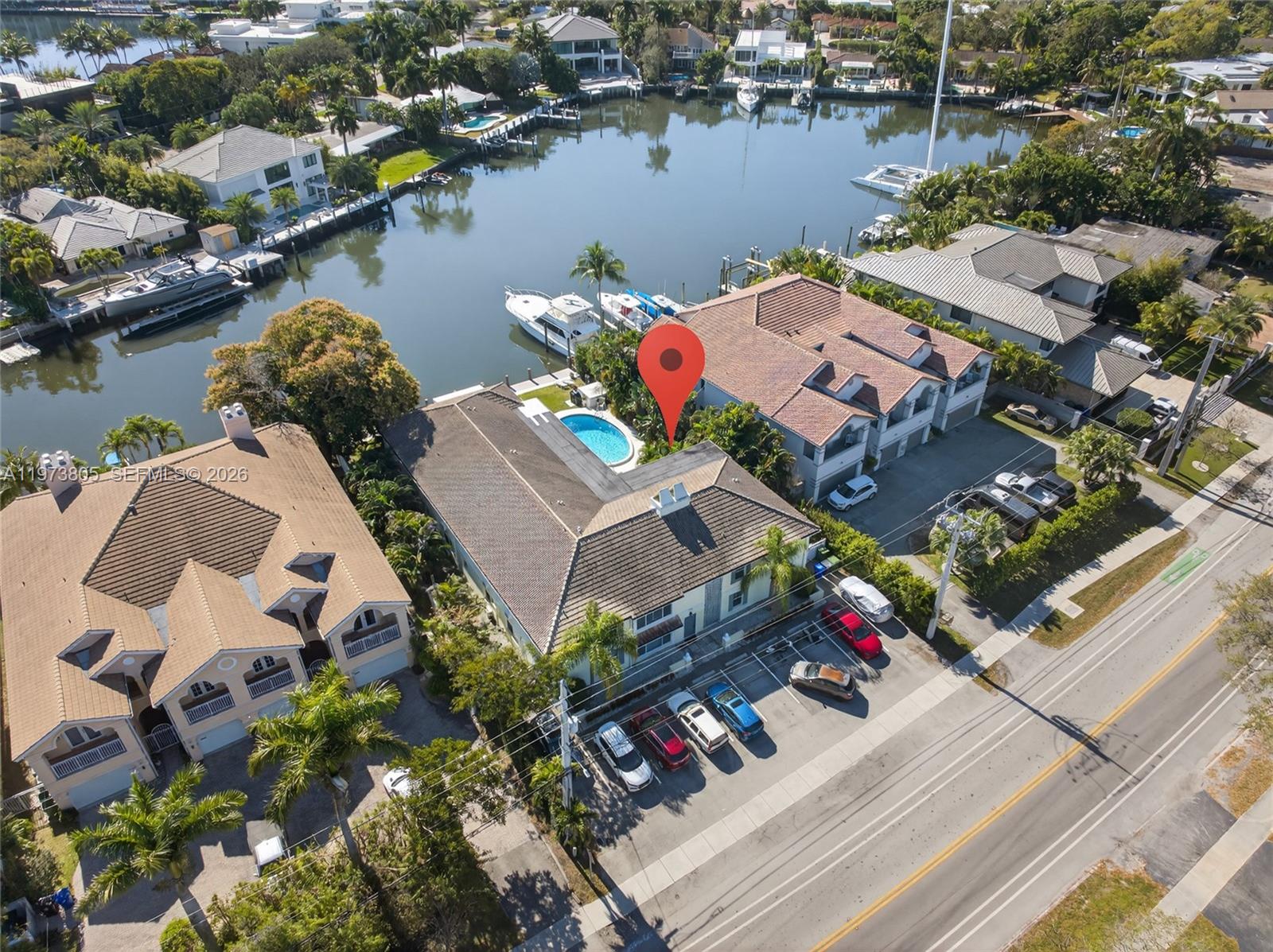 HAMPTON EAST CONDO - Residential