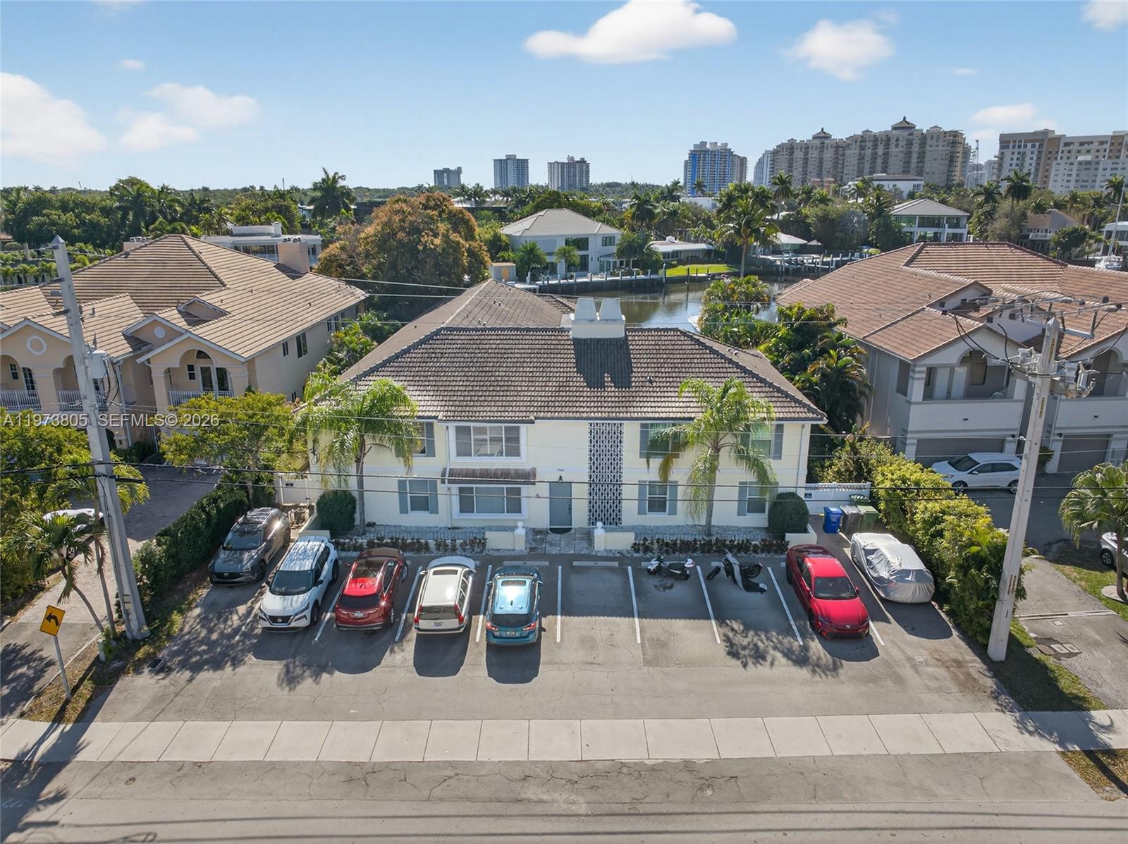 HAMPTON EAST CONDO - Residential