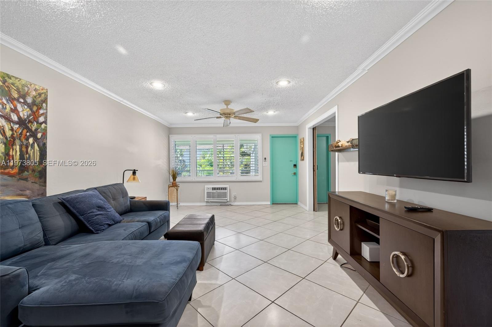 HAMPTON EAST CONDO - Residential