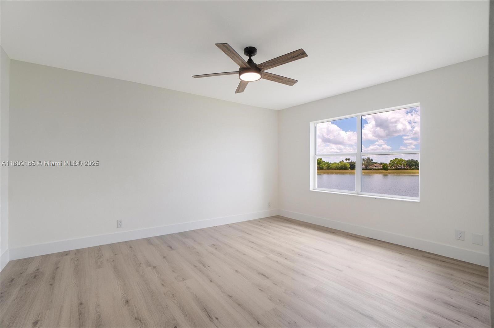 BOCA CHASE TR 4 - Residential