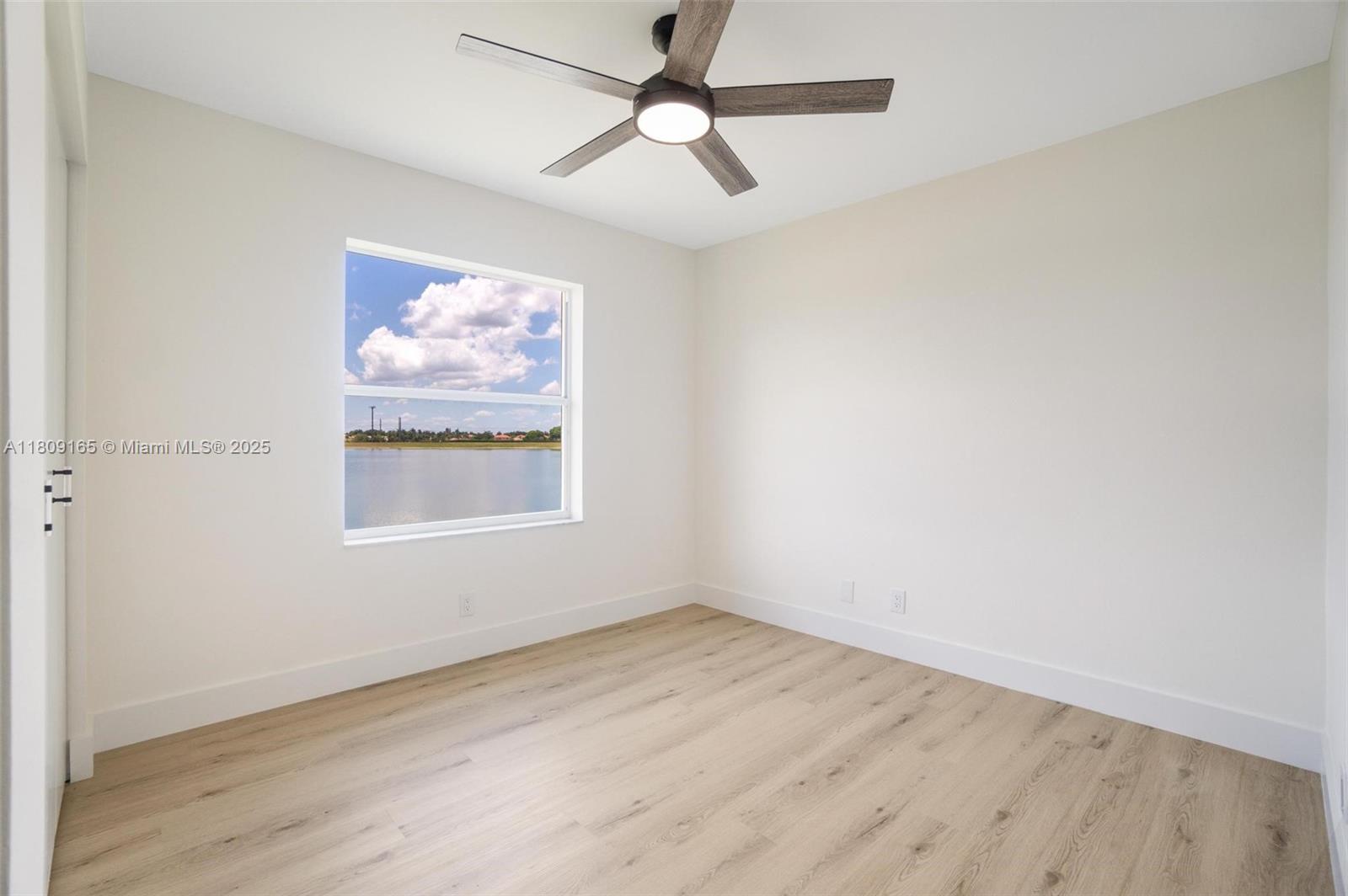 BOCA CHASE TR 4 - Residential