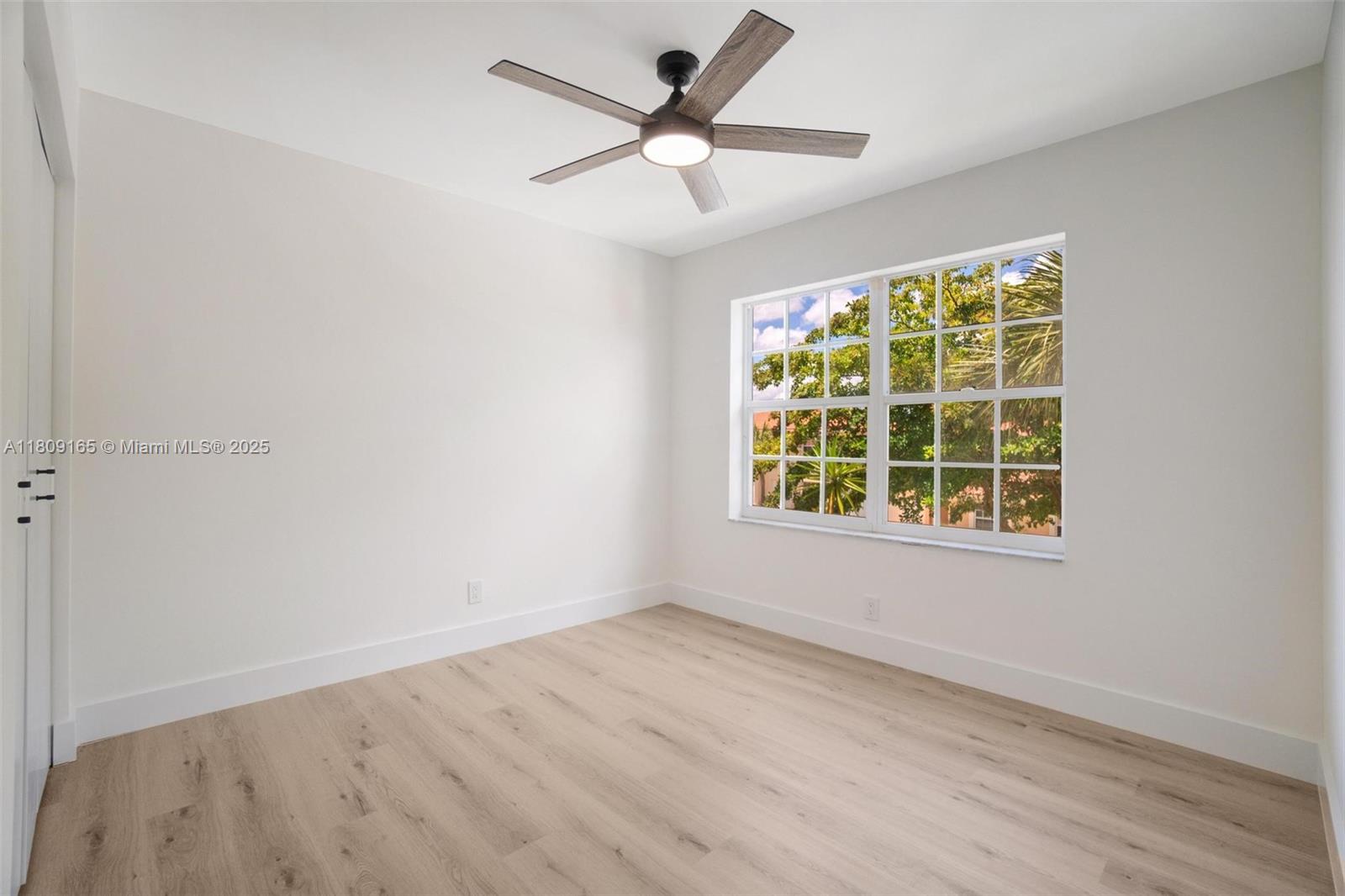 BOCA CHASE TR 4 - Residential