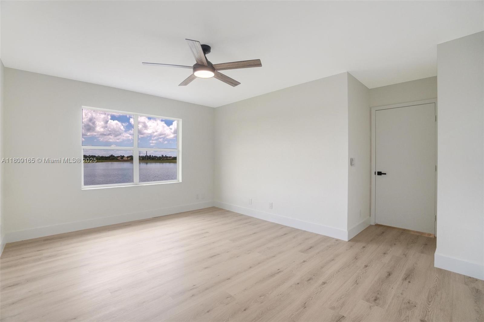 BOCA CHASE TR 4 - Residential