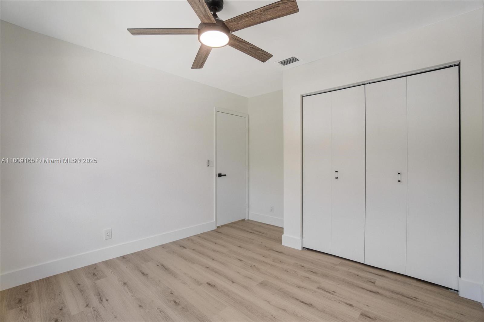 BOCA CHASE TR 4 - Residential