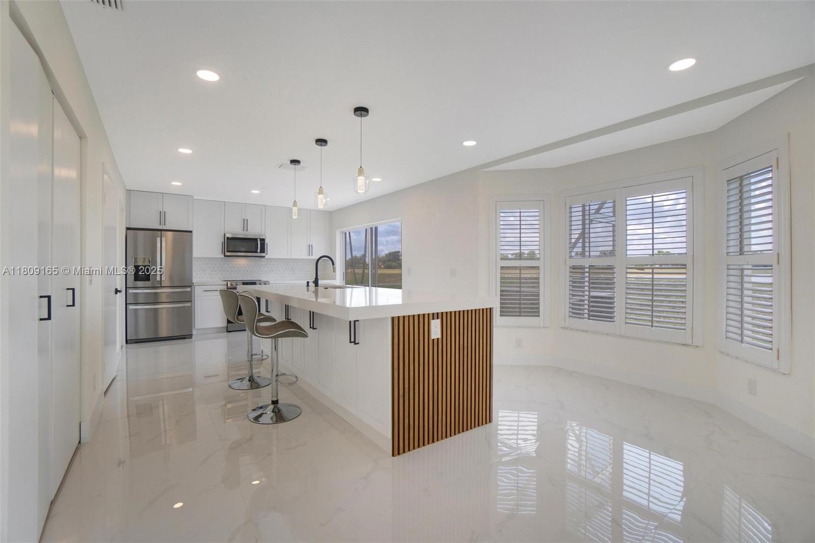 BOCA CHASE TR 4 - Residential