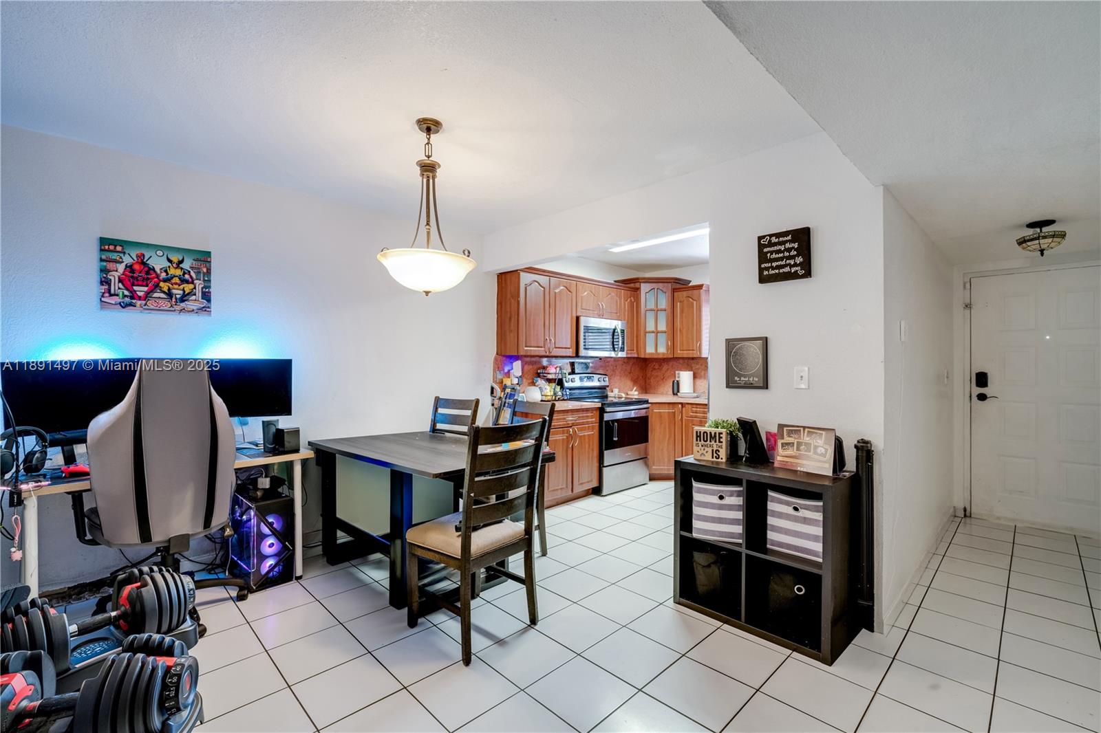 VILLA VERANDA CONDO - Residential
