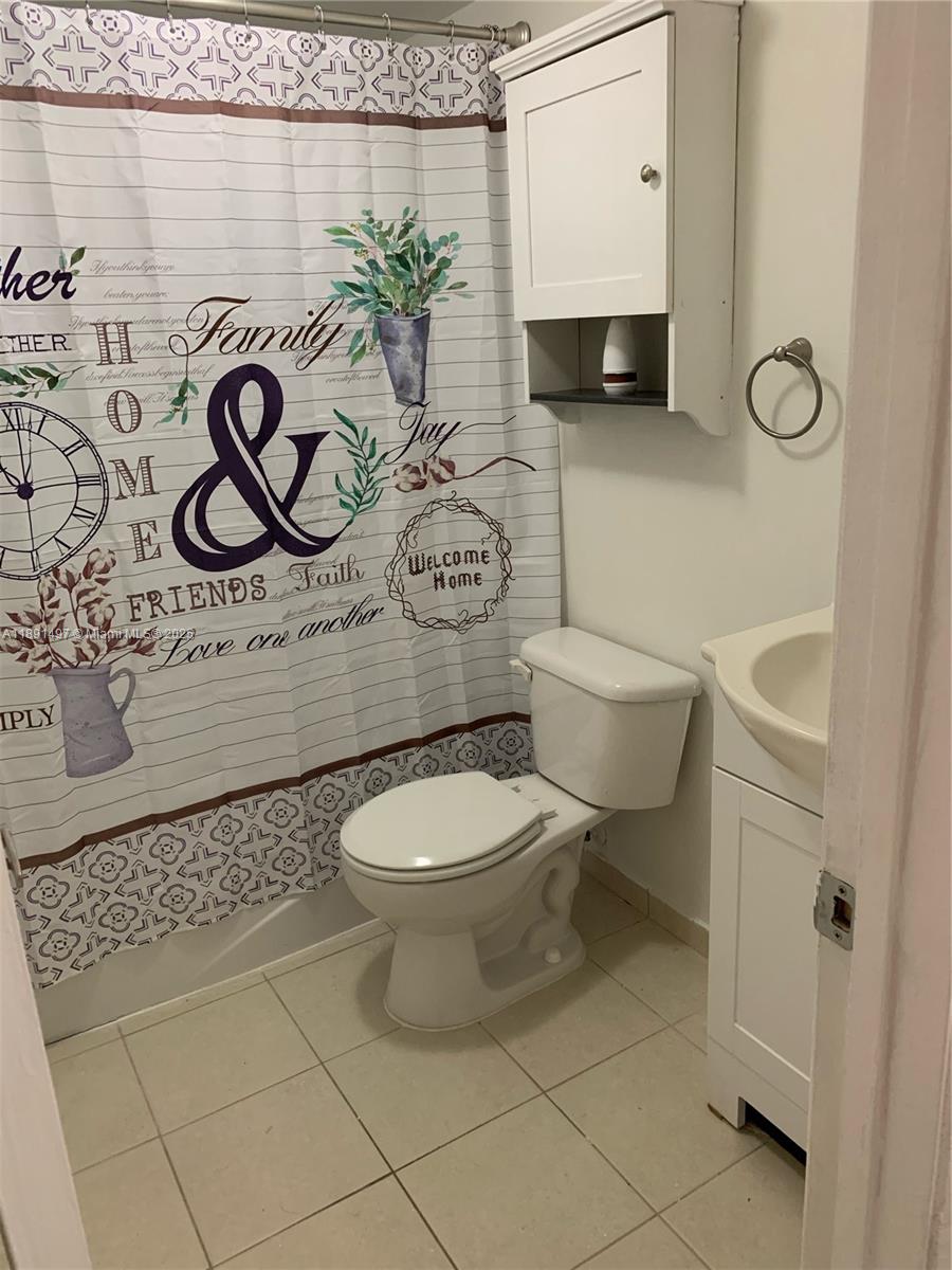 VILLA VERANDA CONDO - Residential