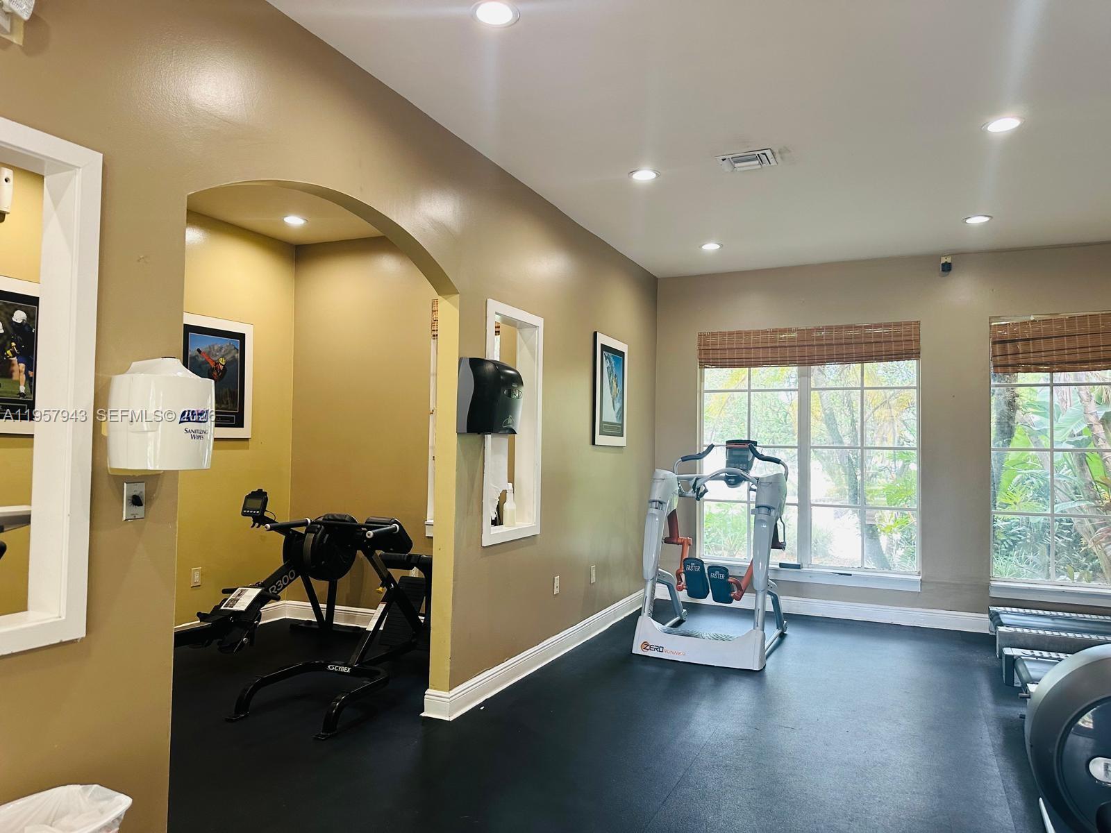 ST ANDREWS CONDO - Residential Lease