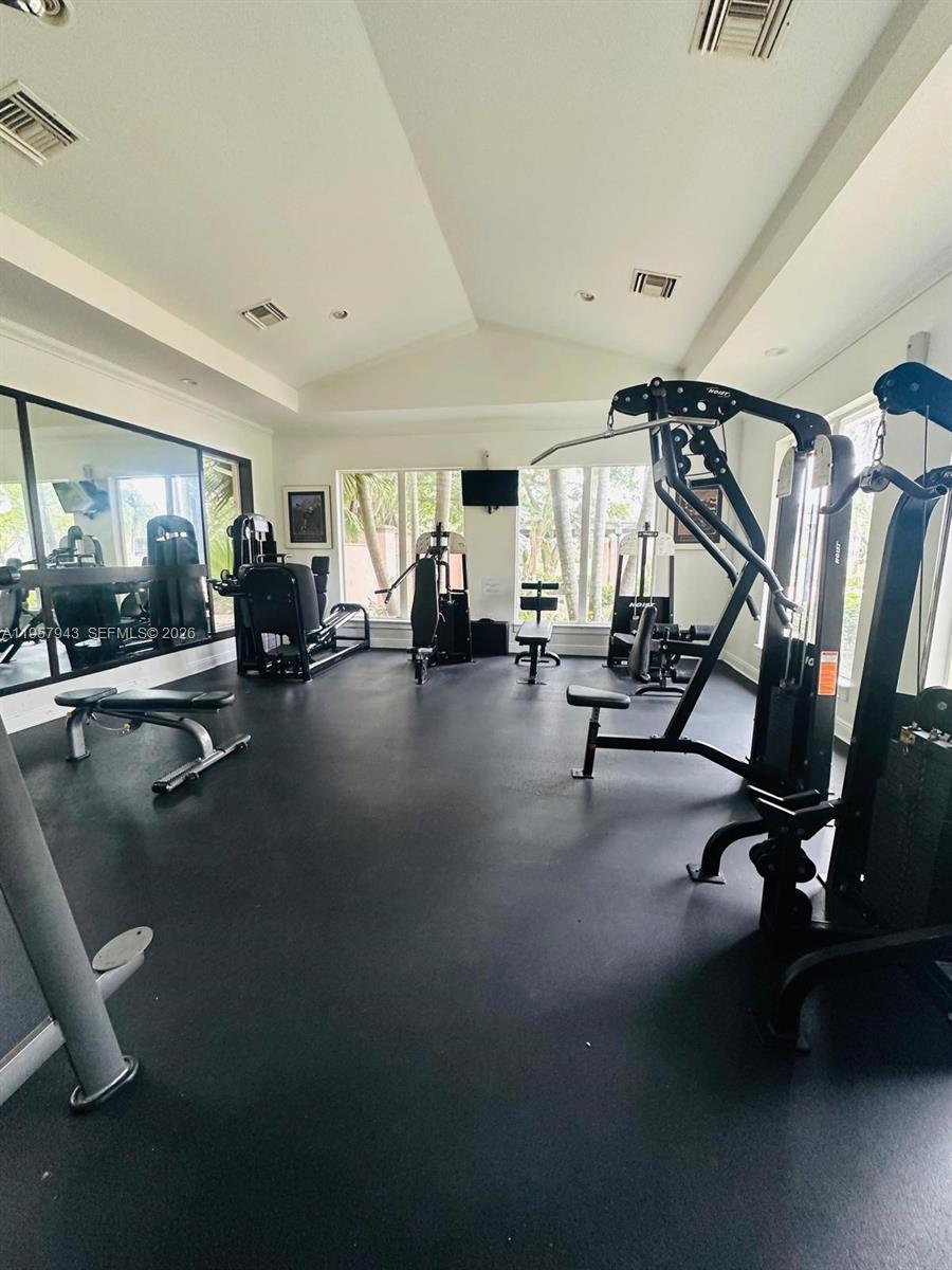 ST ANDREWS CONDO - Residential Lease