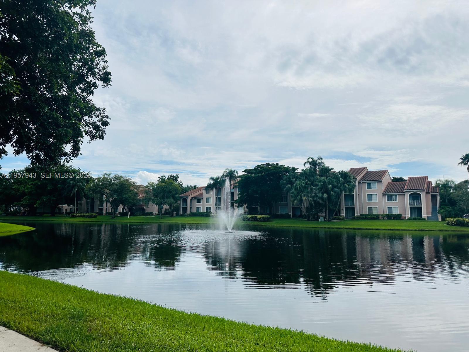 ST ANDREWS CONDO - Residential Lease