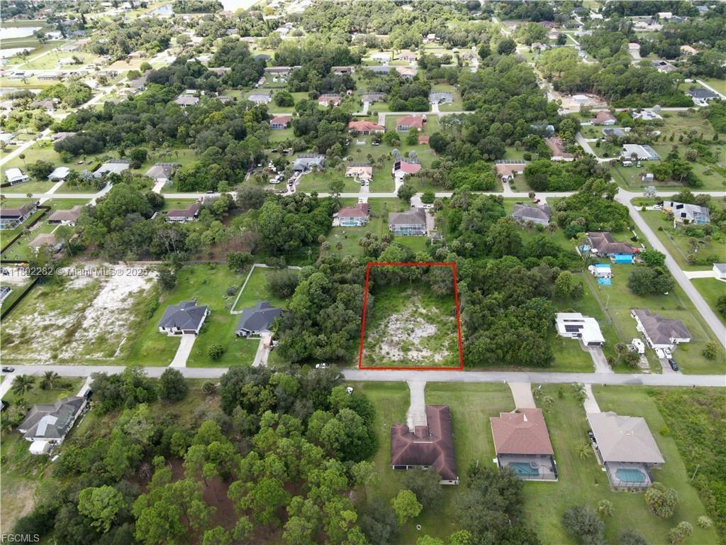 LEHIGH ACRES - Land