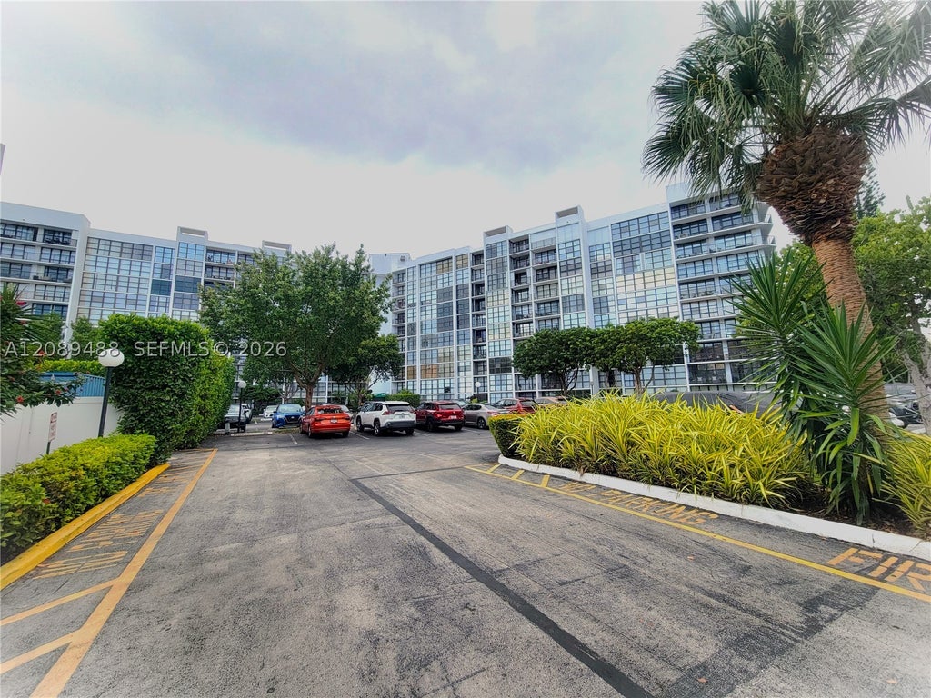 Photo of 800 Parkview Dr #309, Hallandale Beach, FL 33009 (MLS # A12089488)