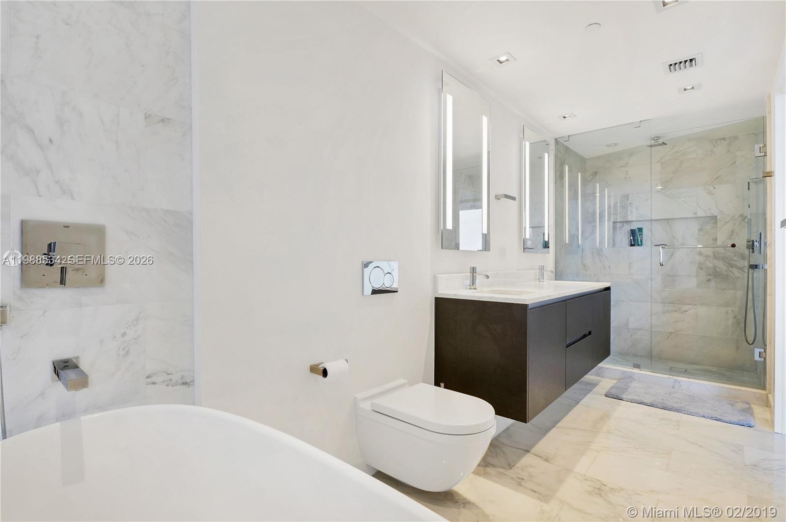 ECHO BRICKELL CONDO - Residential Lease