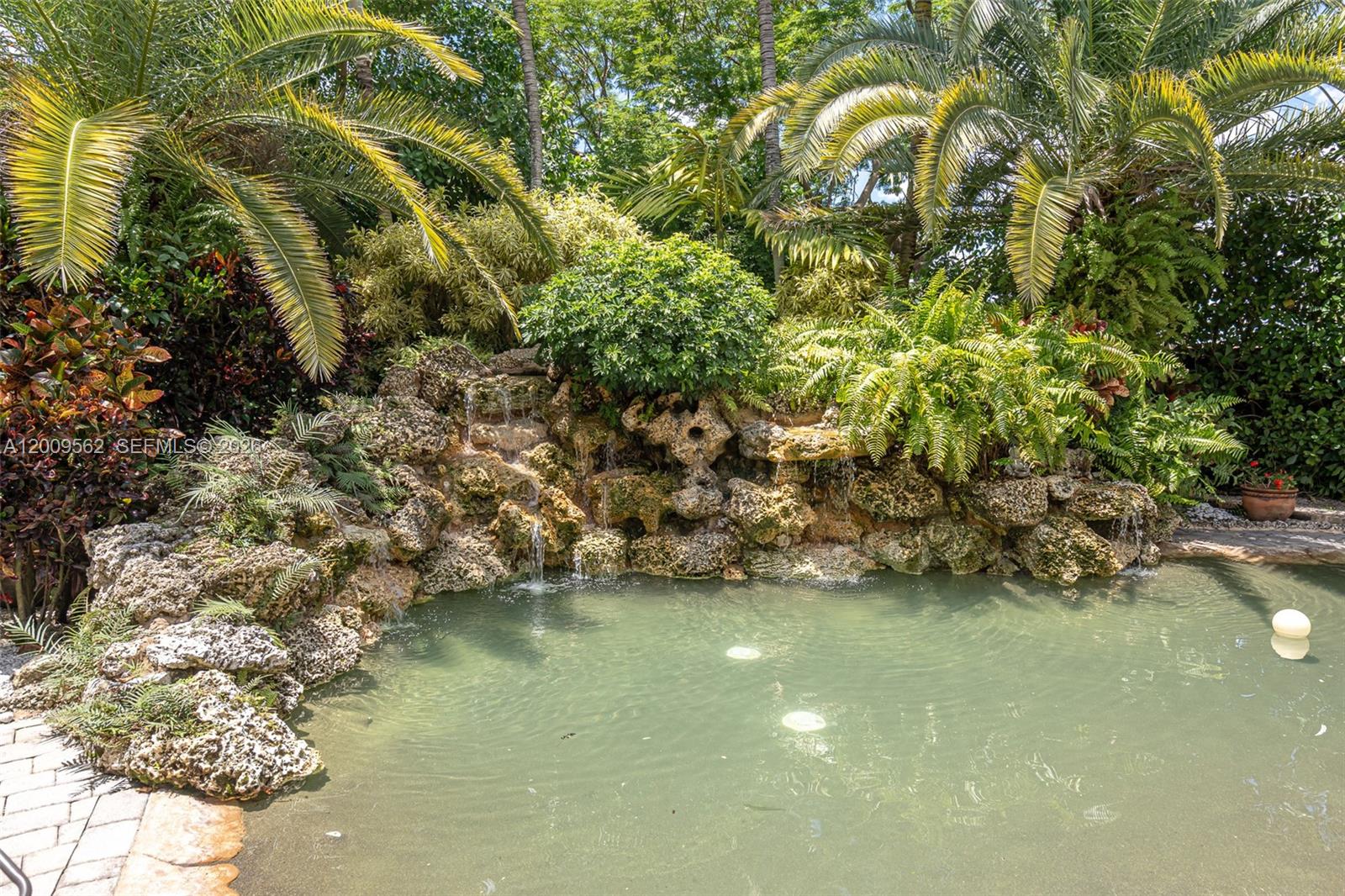 CAPRI AT OASIS - Residential