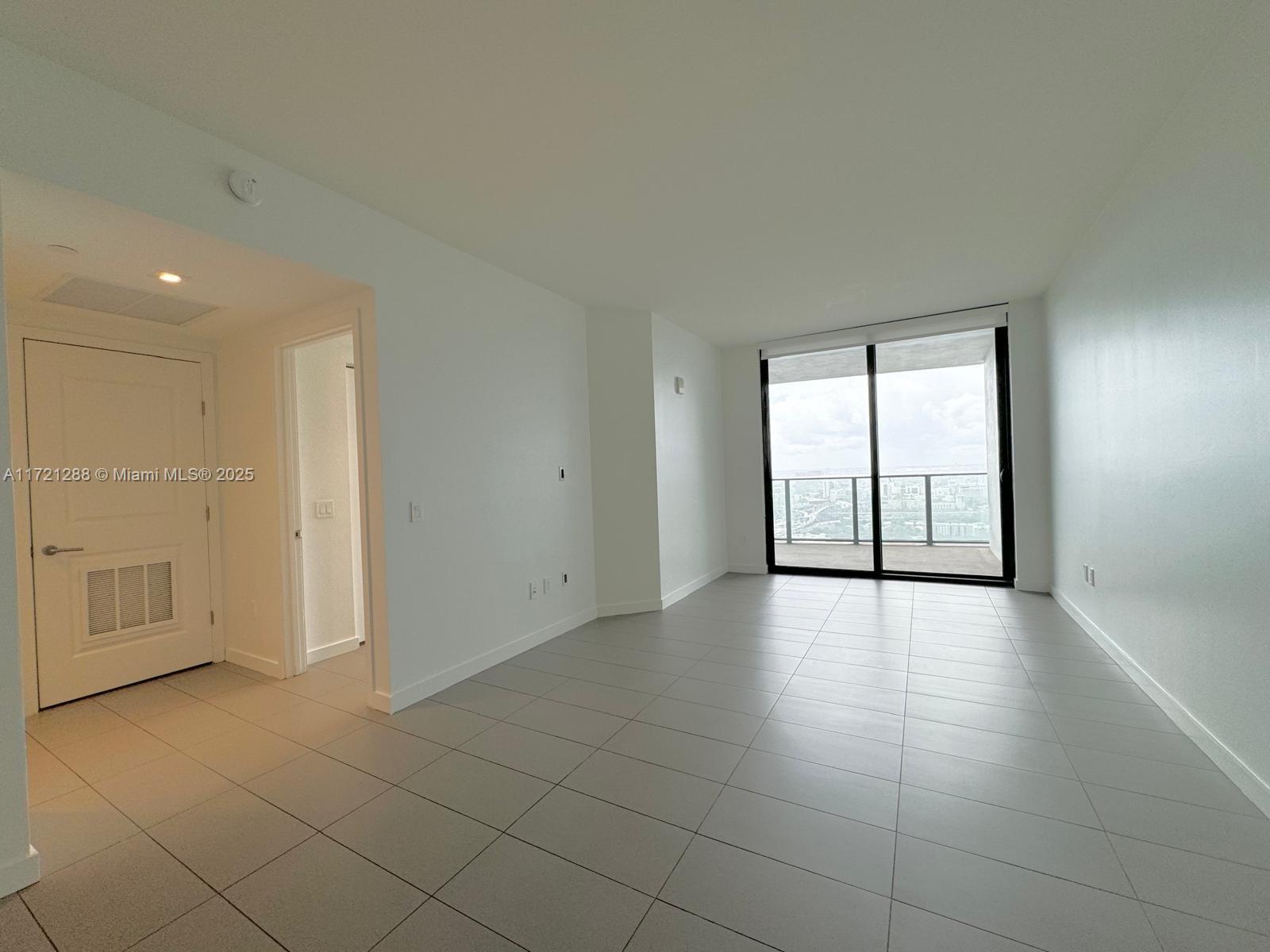 CANVAS CONDO - Residential