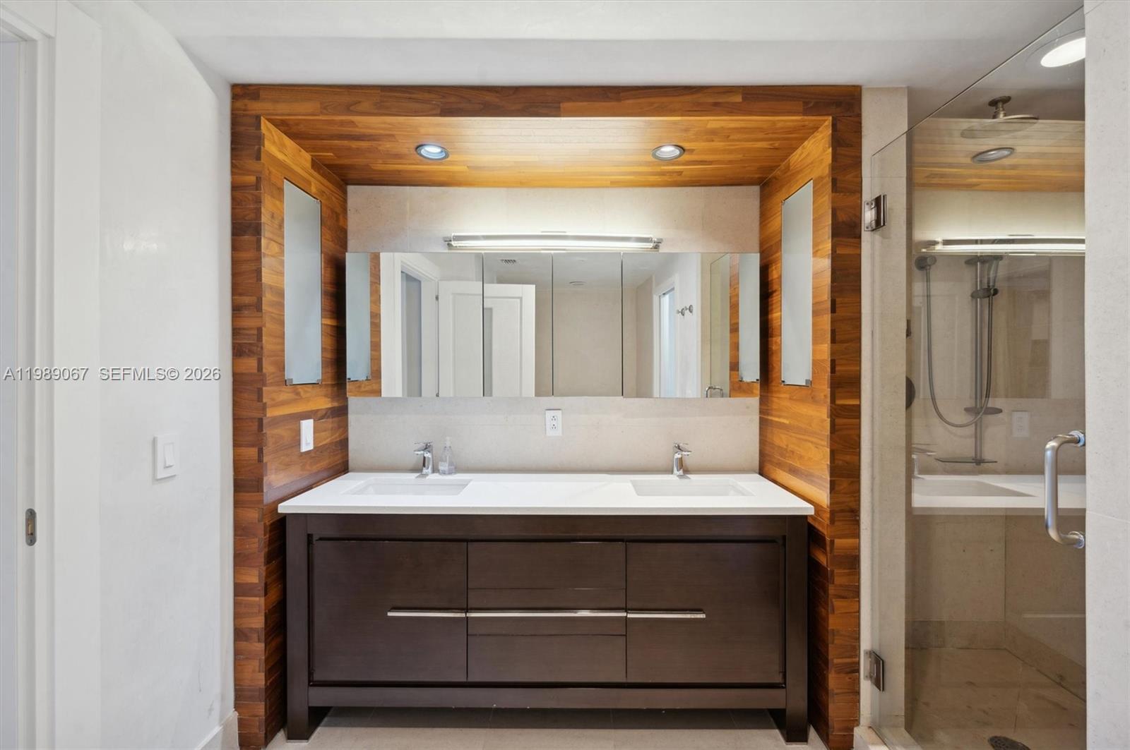 NORTH CARILLON BEACH COND - Residential