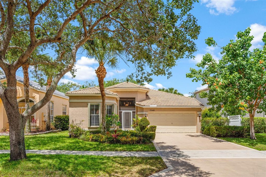 Photo of 7348 Copperfield Cir, Lake Worth, FL 33467 (MLS # A11824612)