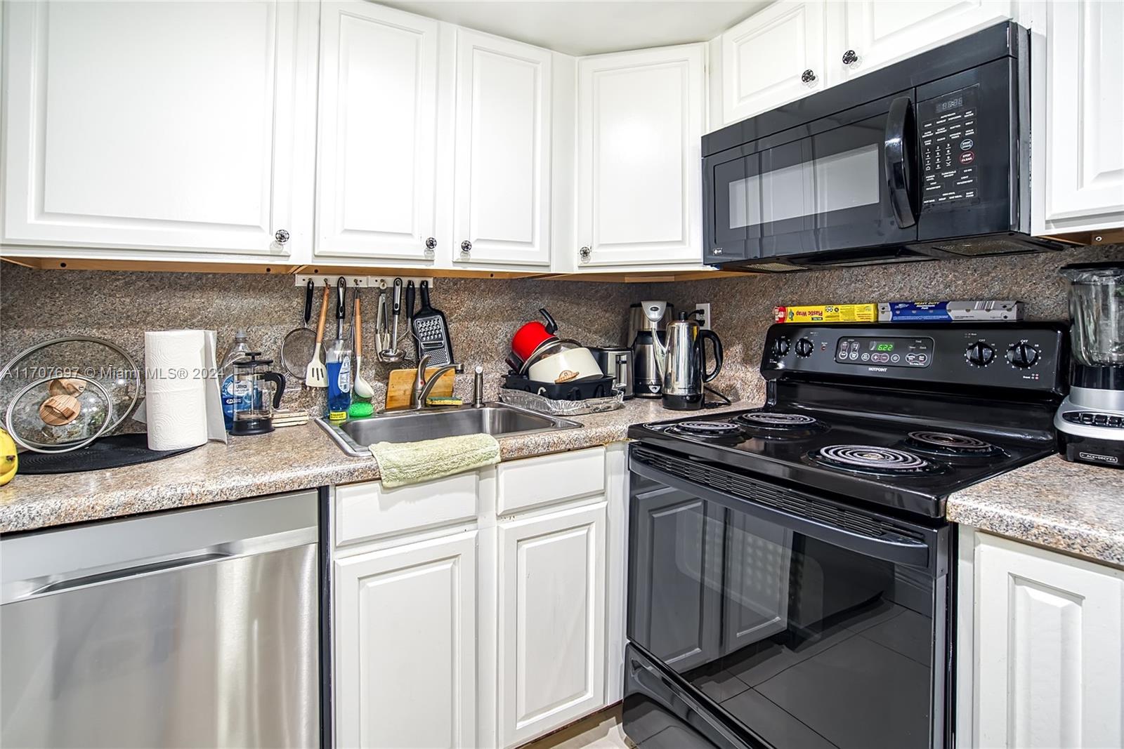 Property for Sale at 200 172nd St 308, Sunny Isles Beach, Miami-Dade County, Florida - Bedrooms: 1 
Bathrooms: 1  - $245,000