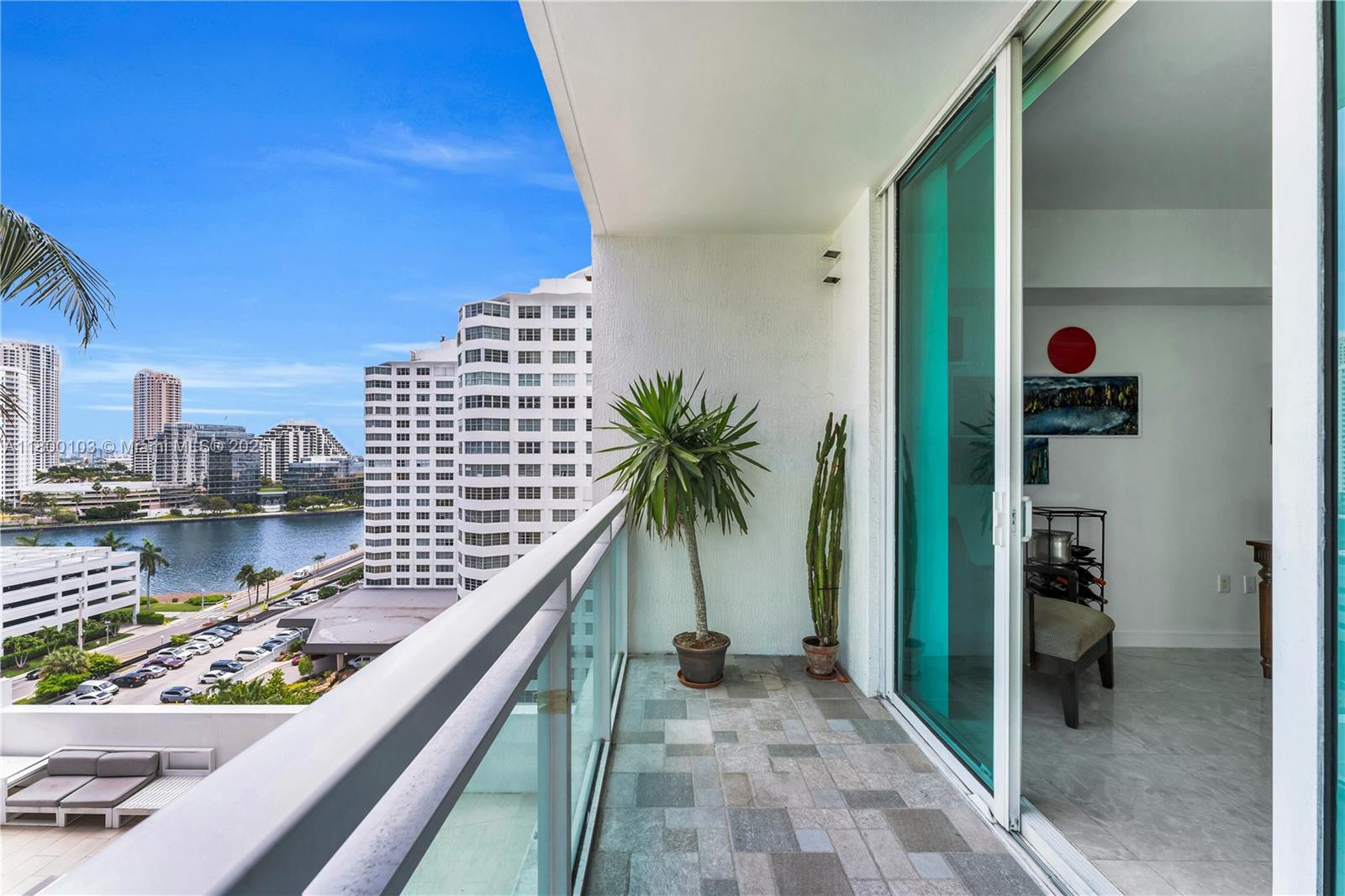 950 Brickell Bay Dr 1108