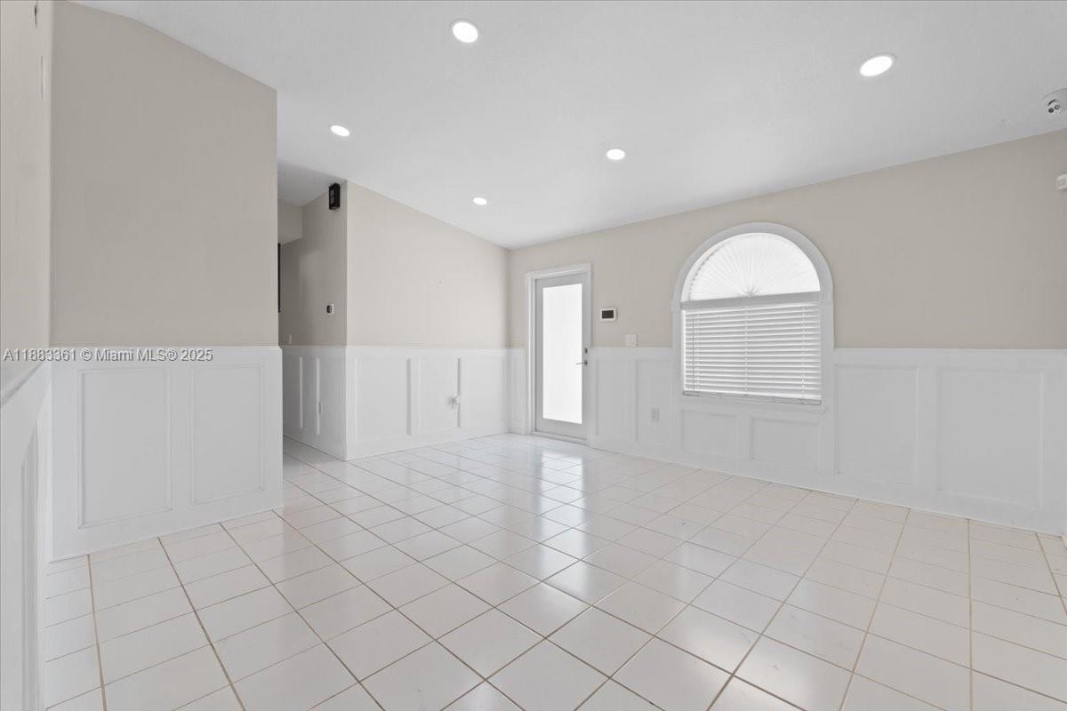 MAJESTIC ESTATES 1ST ADDN - Residential Lease